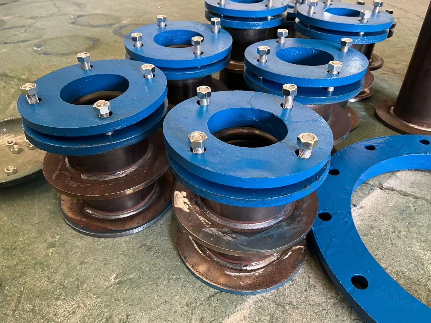 1765412257153896.webp 防水套管厂家实拍图片