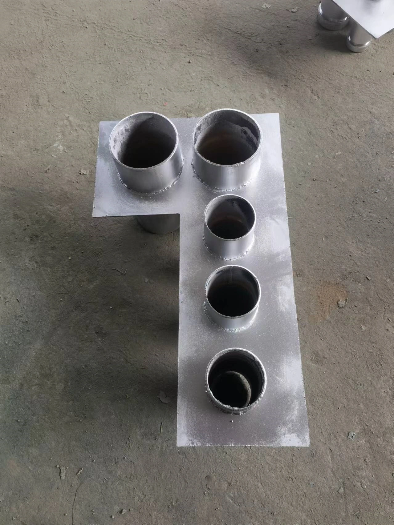 电气组合套管（单排）_DN32-DN200