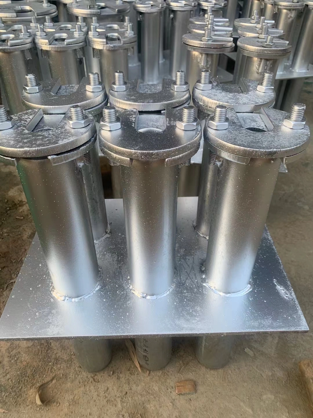 带抗力片的热镀锌人防防护密闭电气组合套管实拍图片